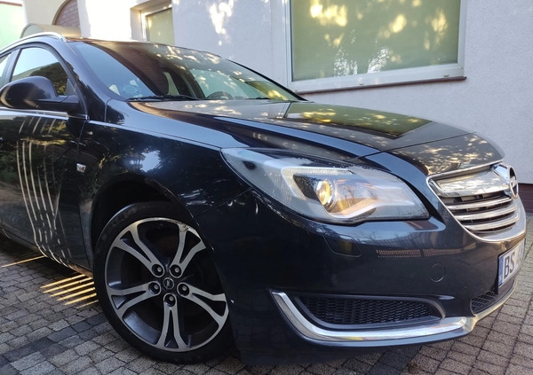 Opel Insignia cena 29799 przebieg: 262800, rok produkcji 2014 z Trzemeszno małe 704